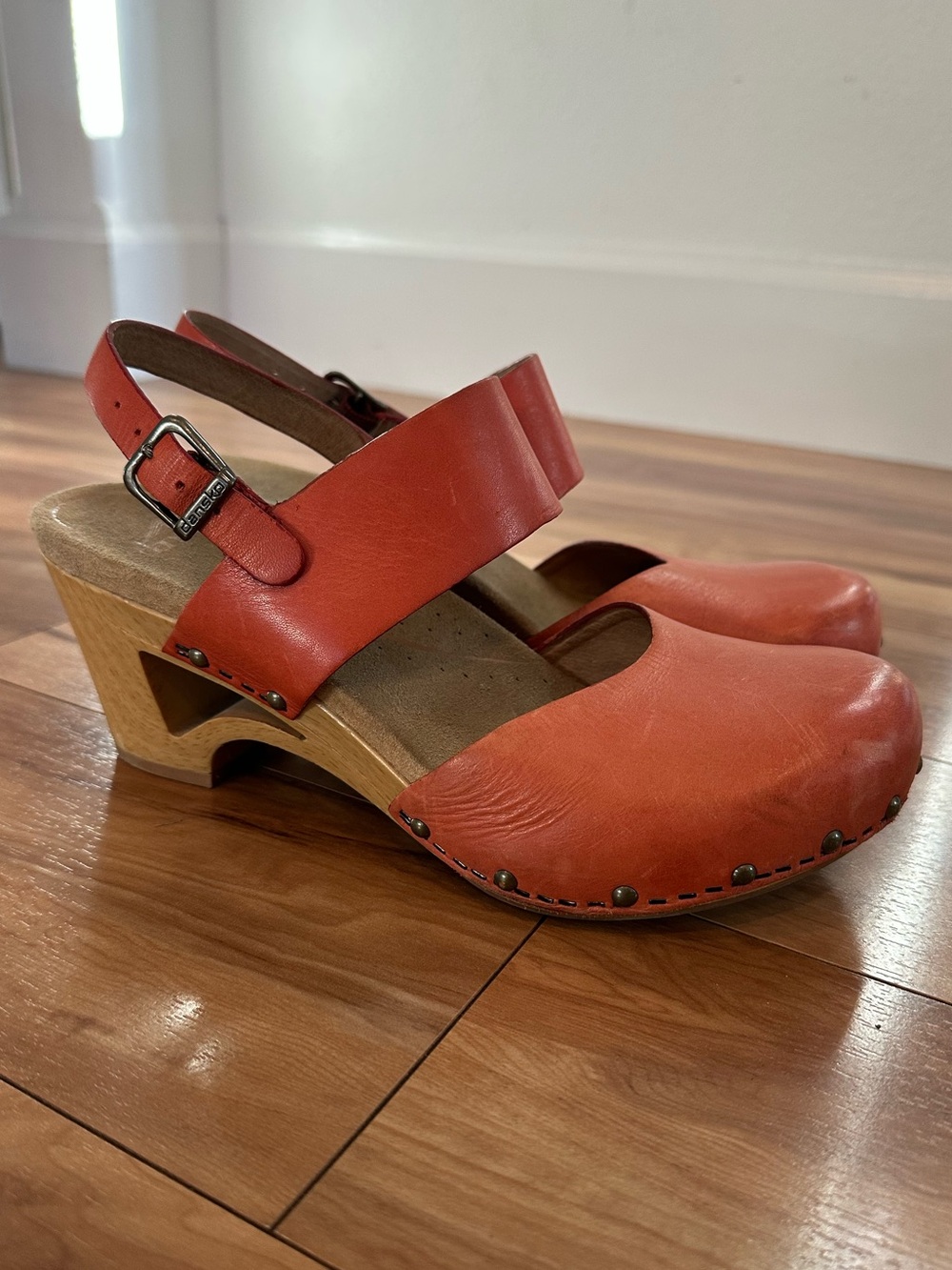 Dansko Thea ankle strap dress Clogs 38 Coral Leather Cutout Wood Heel Boho